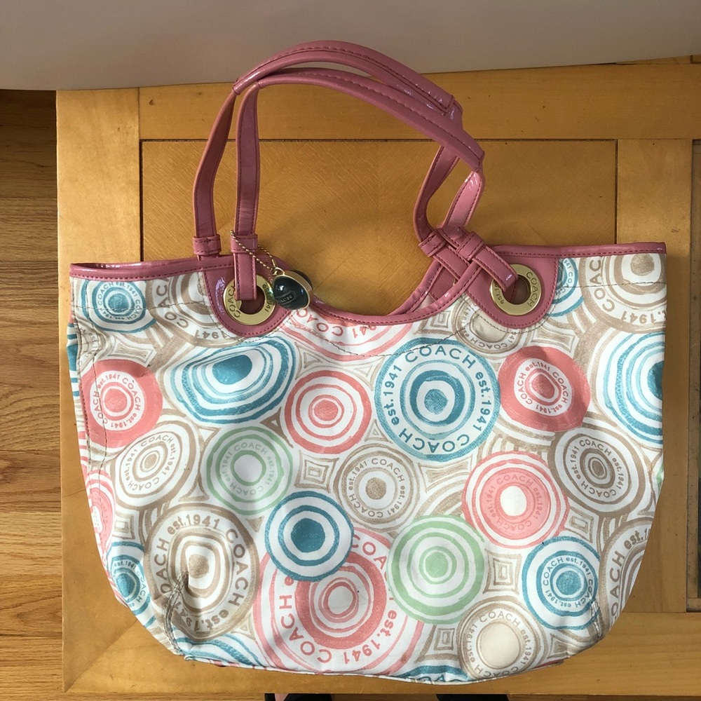 Coach Handbag - Picture 3 of 8